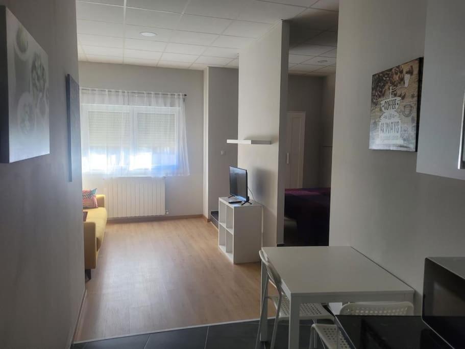 Apartamento Kuko Con Wifi Al Lado Metro Bilbao Exterior photo